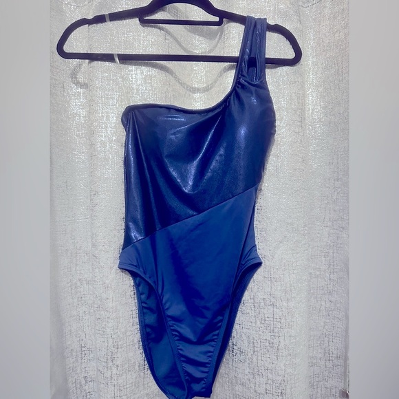 NWT!- Mynah One Piece Asymmetrical Strap Swimsuit - Size XS - Picture 4 of 8